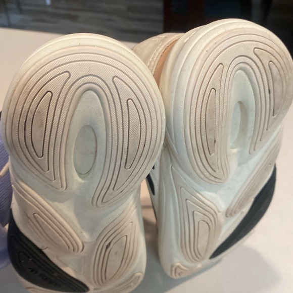 ADIDAS OZELIA Women's Beige Leather Mixed Sneakers Size 4.5 EUC 36.5 EUC - Picture 13 of 14